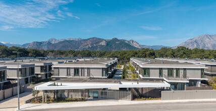 Elite villas in a complex near the forest in Antalya