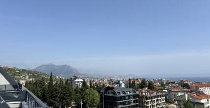 Apartments in an elite area with a sea view, close to the beach