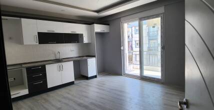Apartment 150 meters from the tram and bus stop