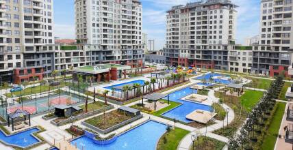 Apartments in a complex with infrastructure in Istanbul