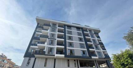 Completed apartments in a new building 550 meters from the beach in Alanya