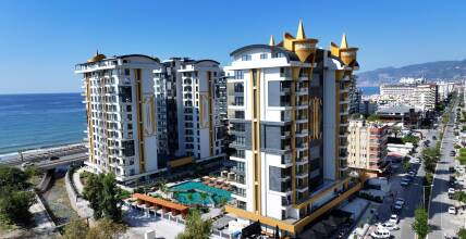 Three-room apartment on the first line in Mahmutlar, Alanya