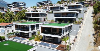 Superior luxury villas with sea view in Kargicak area, Alanya