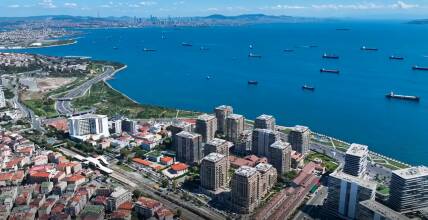 Luxury Seafront Apartments in Istanbul — Panoramic Marmara Views