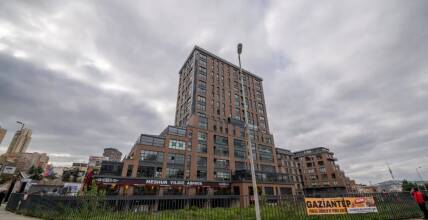 Investment Apartments in Central Istanbul — Near the Metro in Ataşehir