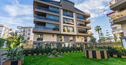 3+1 Garden Apartment in Konyaaltı, Suitable for Turkish Citizenship and Living